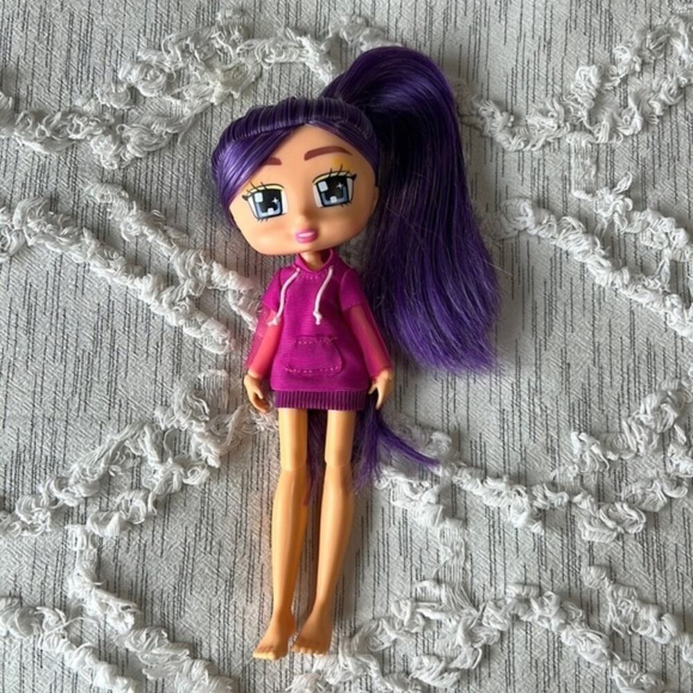 Boxy Girls Willow Doll‎ Blue Eyes Purple Hair Jay at Play